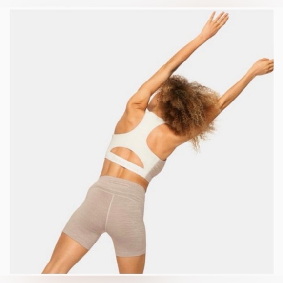 Outdoor Voices TechSweat Flex 3.5” Biker Shorts Oatmeal High Rise Active | Sz S - Picture 4 of 10